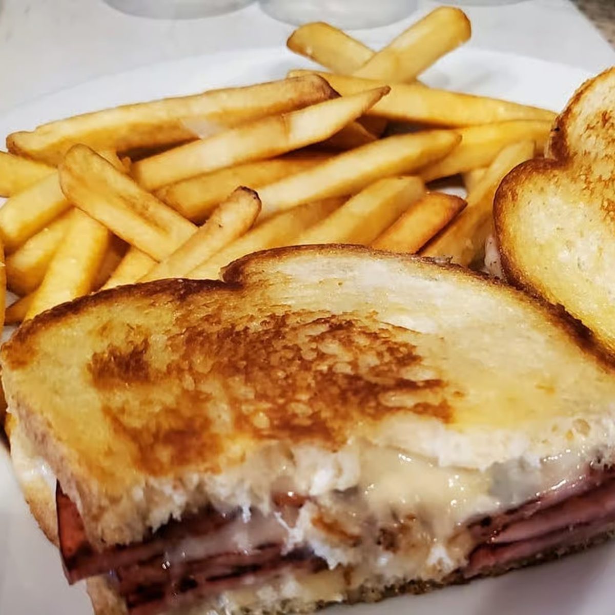 Croquet Monsieur Burger